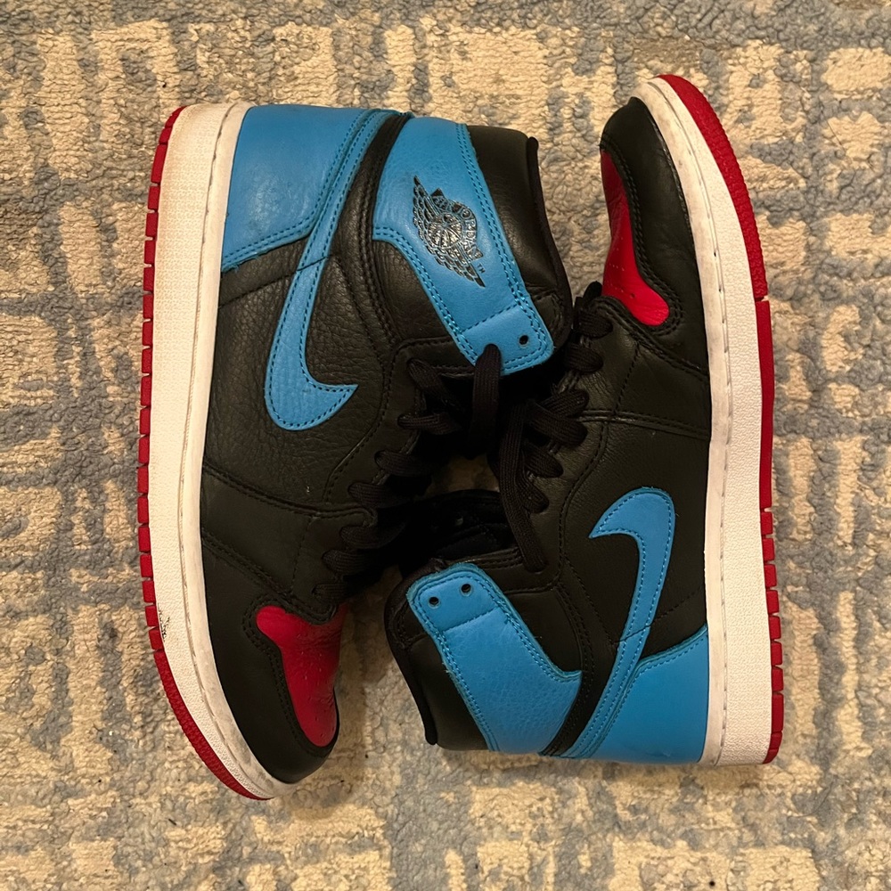 Jordan 1 size 9